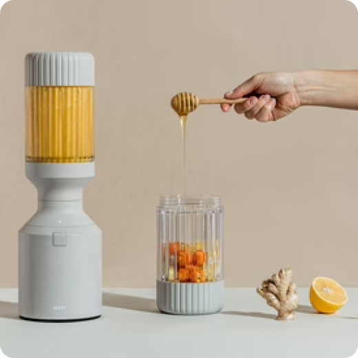  Beast Blender white with honey